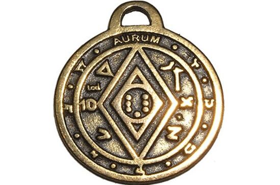 កាក់ amulet សម្រាប់សំណាងល្អនិងទ្រព្យសម្បត្តិ