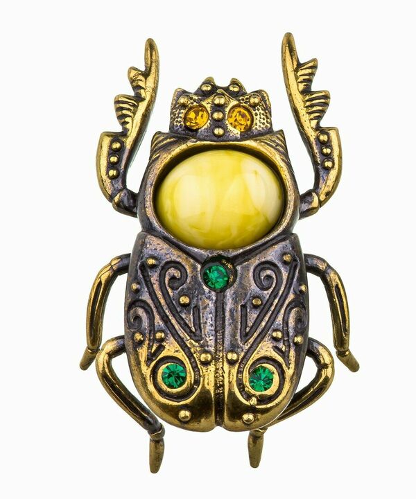 amulet សម្រាប់សំណាងល្អ - scarab