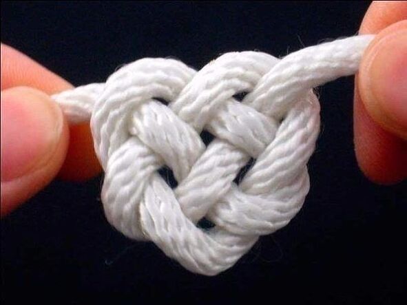 knot សម្រាប់សំណាងល្អ
